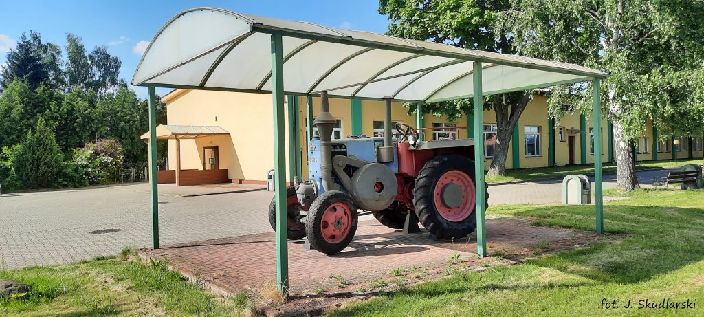 Ciągnik Ursus C45 w Instytucie Inżynierii Mechanicznej